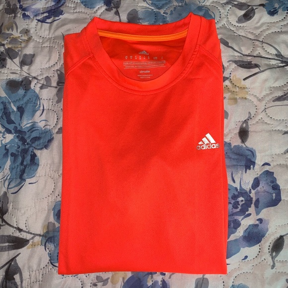 Adidas Tshirt - Picture 3 of 3